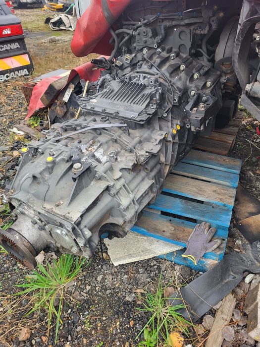 Cutie viteze automată  ZF AS TRONIC/ DAF XF 460 / 12 AS 2330 TD 15.86-