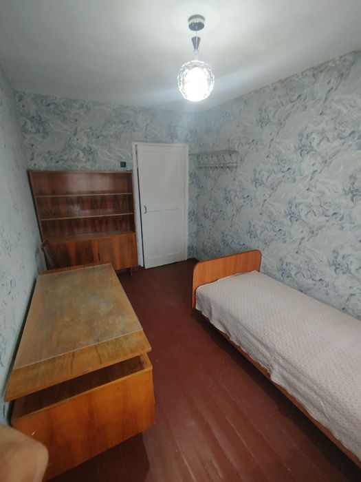 Миробод туманида 1/2/2 37кв2 сотилади