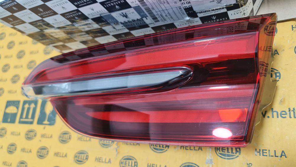 Lampa tripla stop dreapta Maserati Grecale 670296350