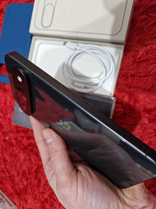 -Google Pixel 9, Nou, 128Gb, 12Ram, 10 cicluri incarcare, Negru, bat: