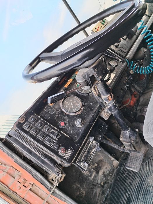 Продам камаз 55111