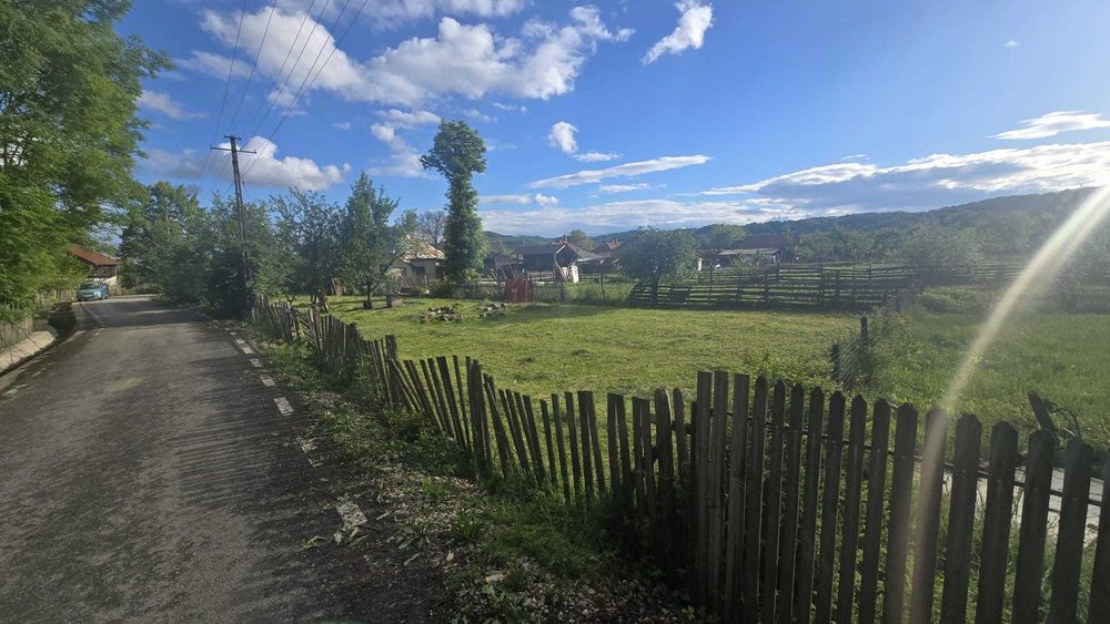 Teren intravilan în satul Valea Siliștii, Aninoasa, jud Argeș
