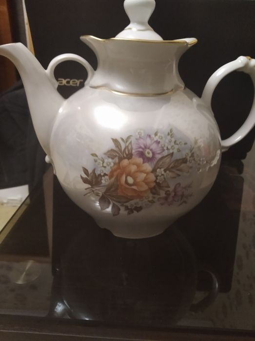 Чайник на 3 литра.