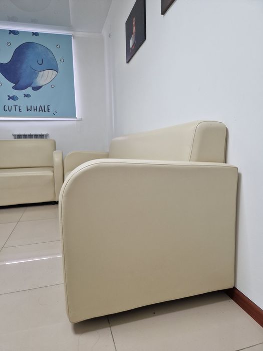 Продам кожанный диван