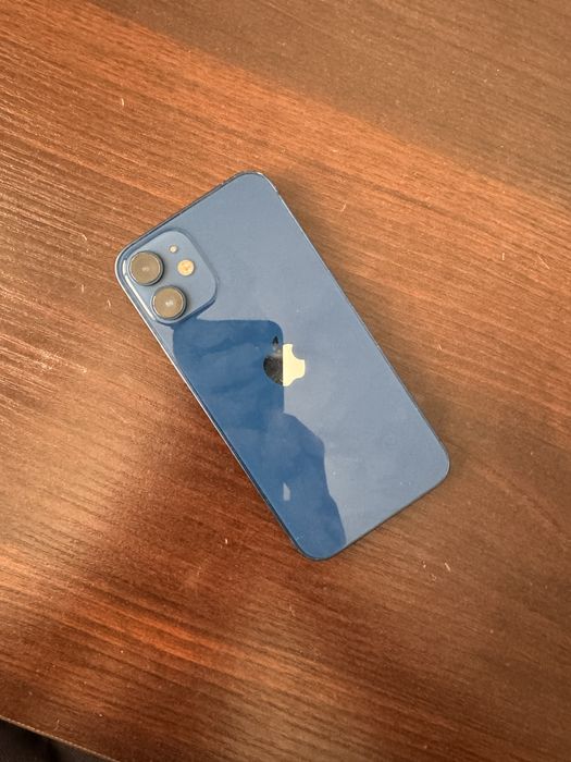 Iphone 12 мини в идеальном состояние