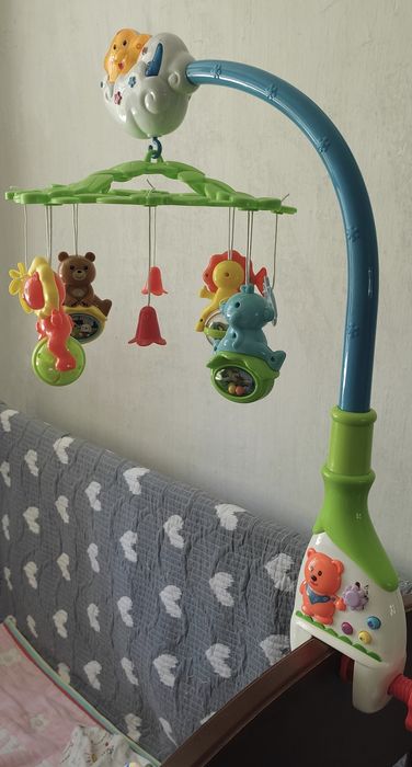 Продам мобиль детский