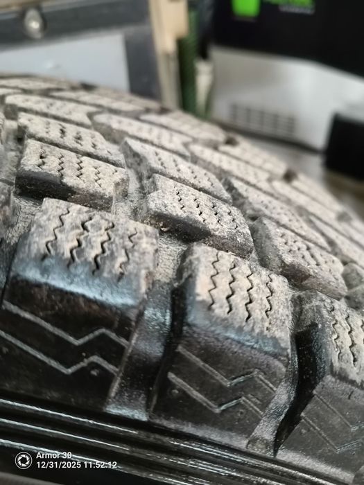 Toyota джанти 17" с гуми hylux/ land cruiser