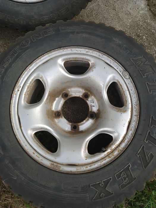 Гуми с джанти за Гранд Витара 2000