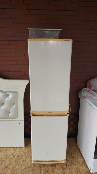 Продам холодильник Samsung Cool n' cool