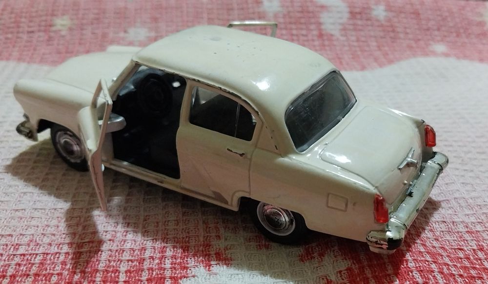 Волга ГАЗ 21.Масштаб 1/43.Avtotime.