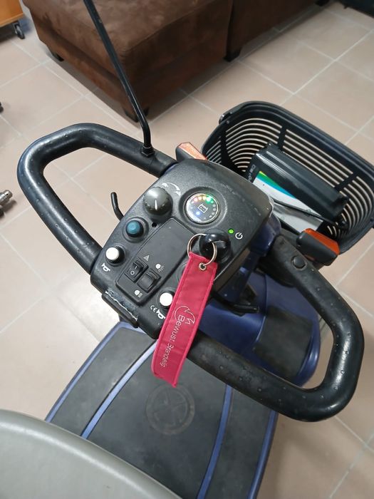 Carucior, scuter electric handicap