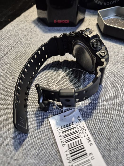 Продавам часовник Casio G Shock