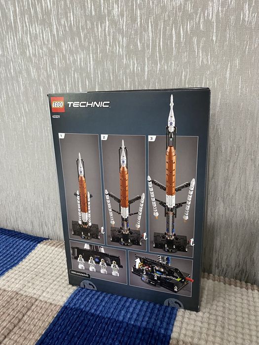 LEGO Technic 42221 ракета