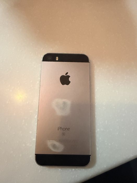 iphone se 2016 (1 поколение)