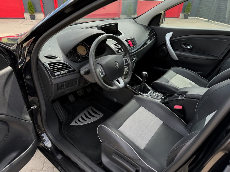 Renault Megane III Break 2012 | BOSE | Navi | Încălzire scaune | Cameră marșarier | Fără investiții