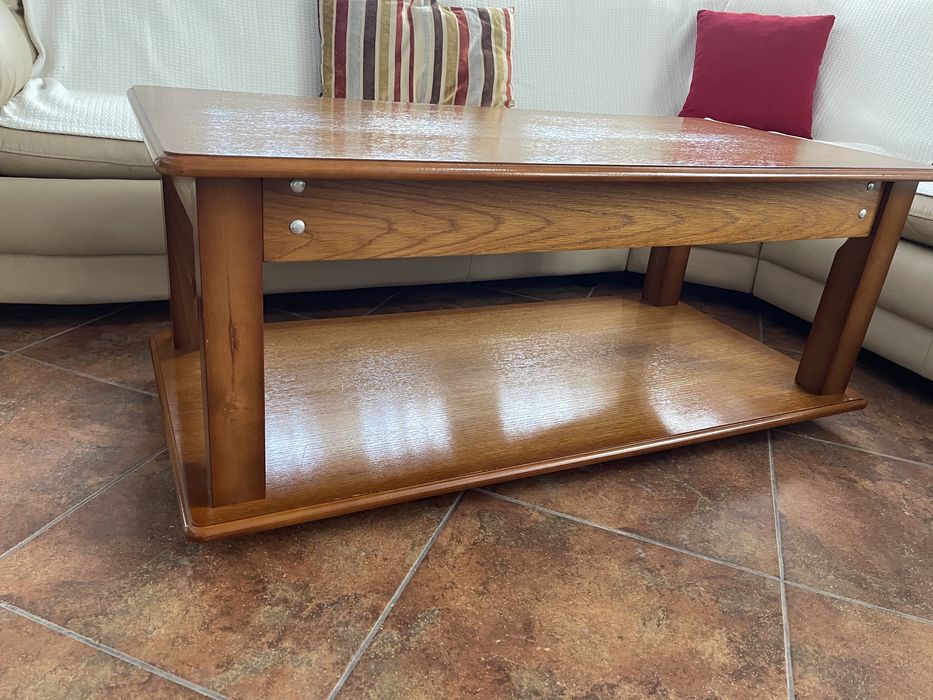 Vand Măsuță de  cafea pentru sufragerie