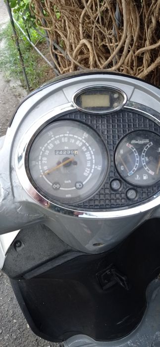 Scuter 125, benzină