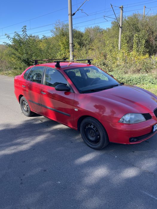 Seat  cordoba 2006.  120 mii km.