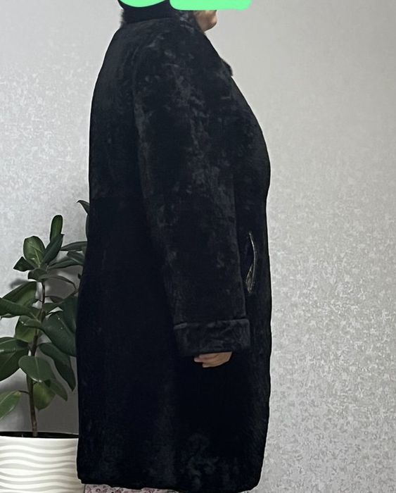 Продается шуба.