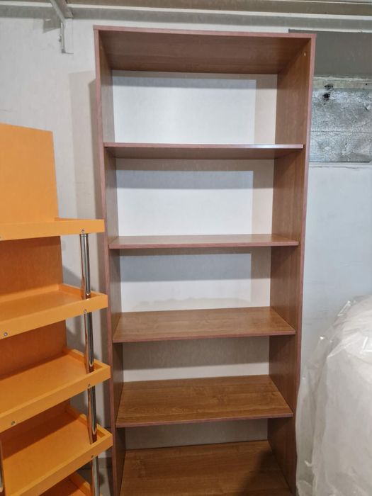 Срочно продам шкаф-стелаж