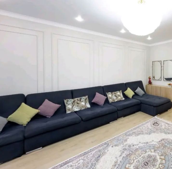 Диван для гостиной 3,5 метров