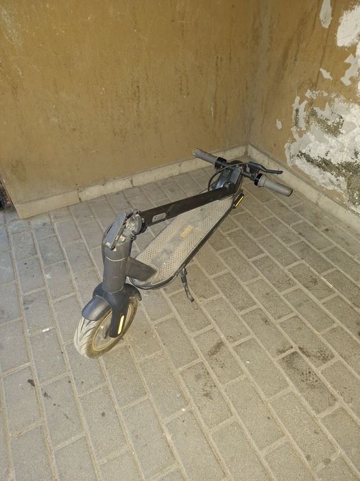 Электросамокат Ninebot Kickscooter MAX G30P