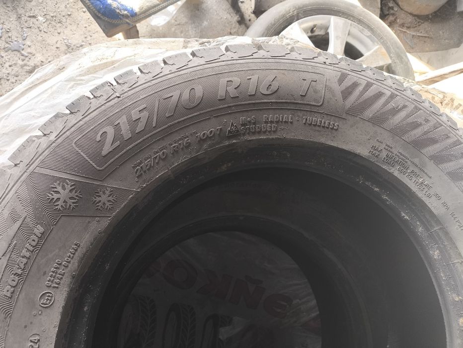 Продам зимние шины