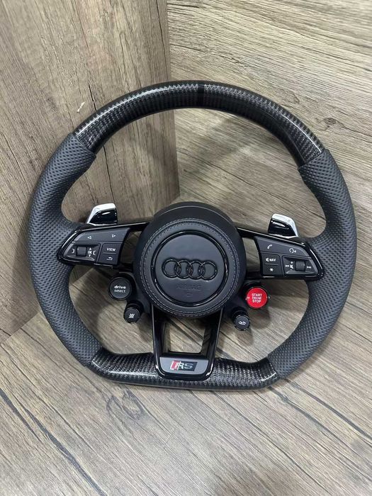 Audi Custom Спортен Волан – Персонализиран Дизайн!