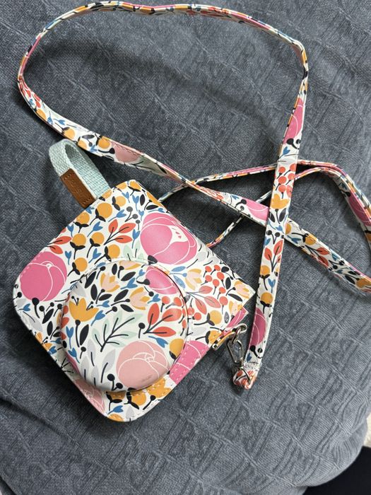 InstaxMini классная камера с чехлом