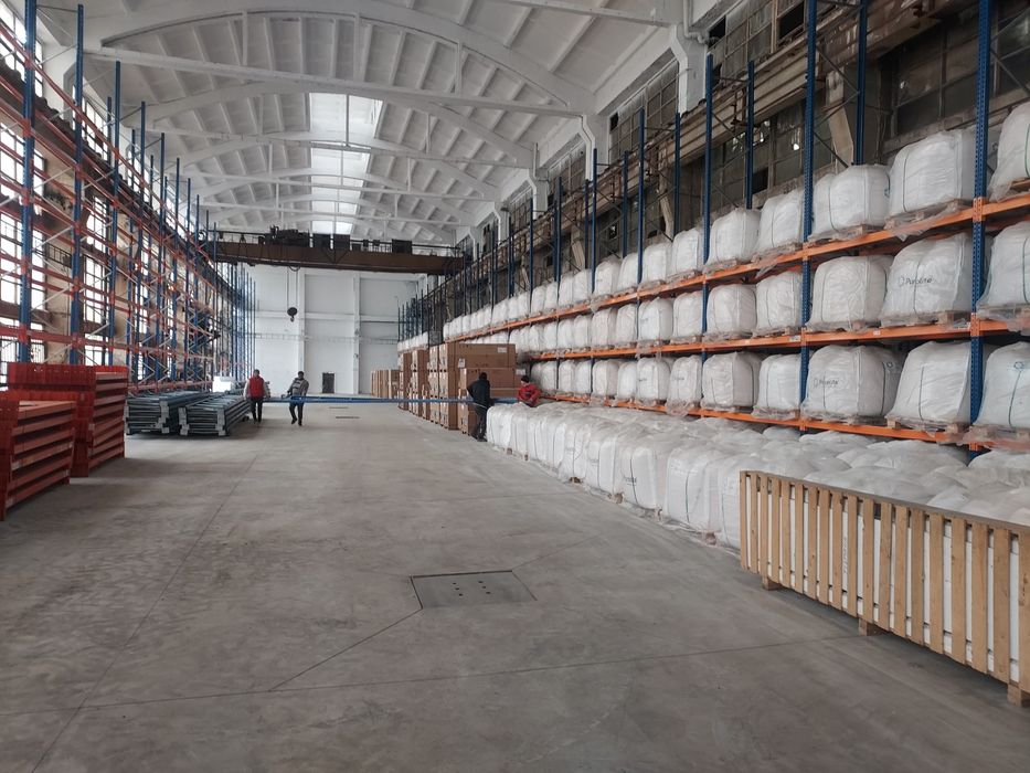 Avem Rafturi metalice 30% discaunt