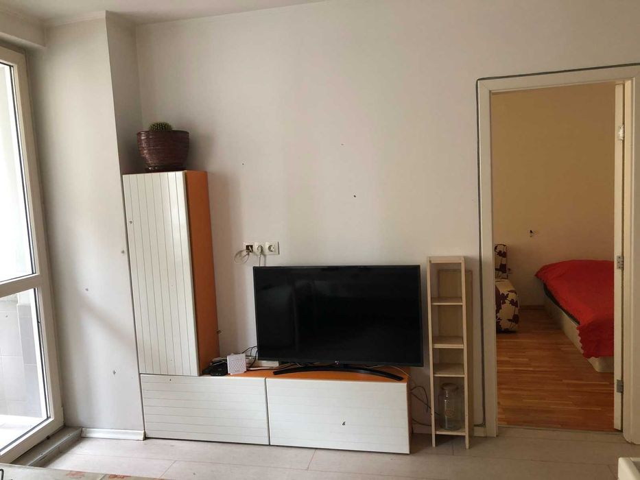 Дава се под наем Тристаен апартамент в София, Стрелбище - 76 кв.м за 612 € - Снимка #1