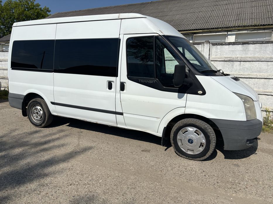 Ford tranzit 8+1
