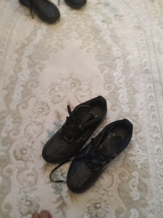 Vând ghete adidas F50 mărimea 38-39