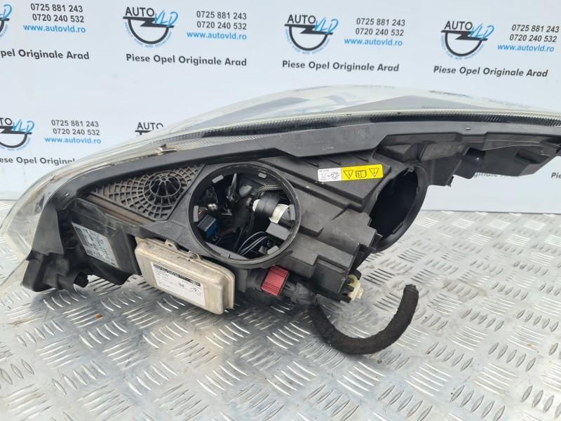 Far dreapta cu XENON fără modul Opel Insignia A Country Tourer