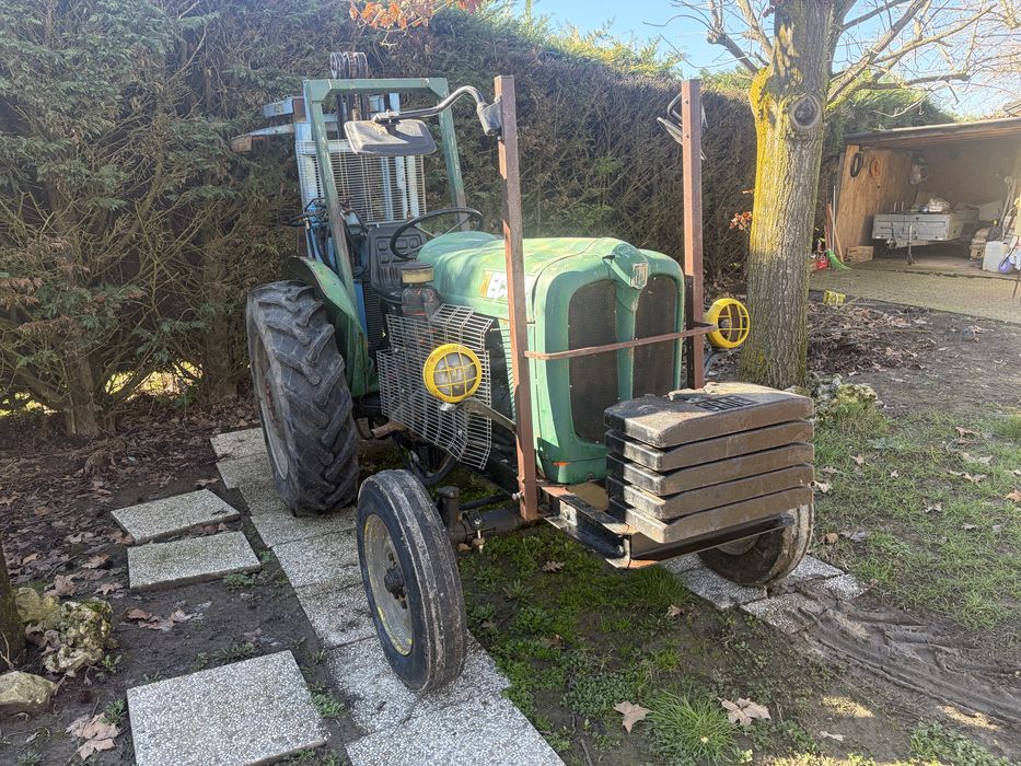 Tractor fiat cu stivuitor fiat 35 cp