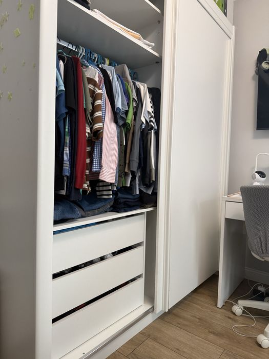 Vand mobilier dulap, comoda, birou , biblioteca. Dimensiuni in ultima poza.