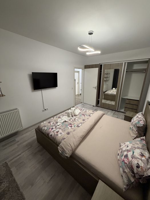 Inchiriez Apartament zona Coresii, (Maurer)