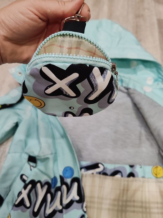 Куртка осень - весна 7-9 лет