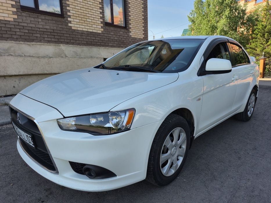 Mitsubishi lancer продам