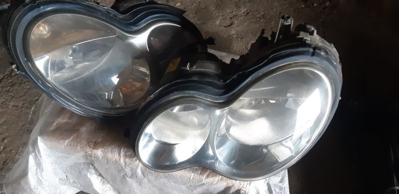 W203 Фарове Mercedes C-class facelift