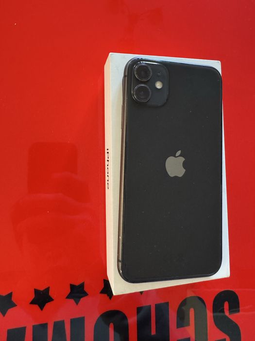 Продам Айфон 11 на 128гб