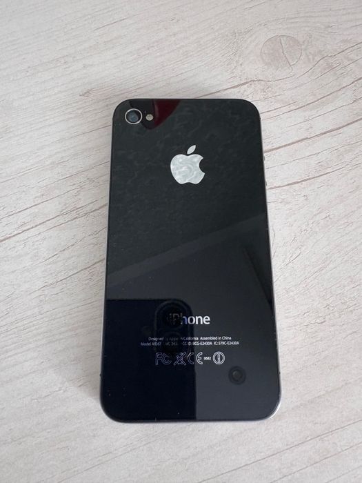 Iphone 4s 16Gb черный