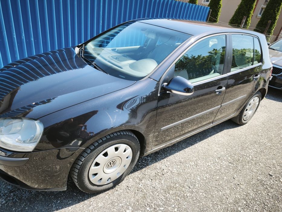 Vând Golf 5 1.9 TDI 2004