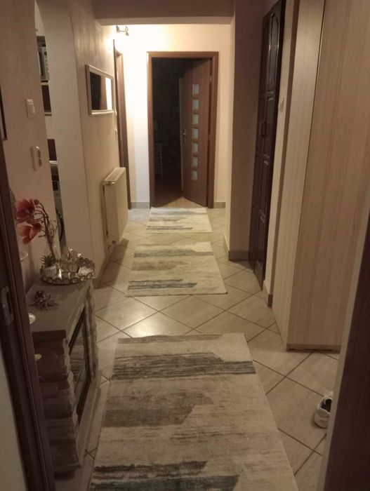 Apartament 2 camere.Se poate și inchiria