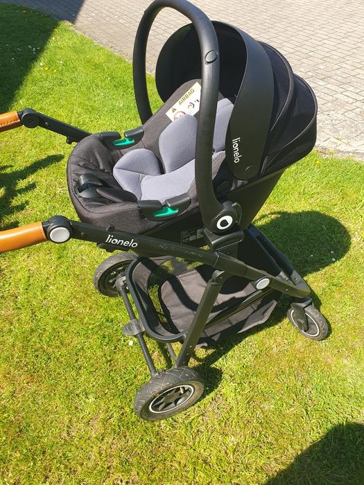 Бебешка количка марка Lionelo