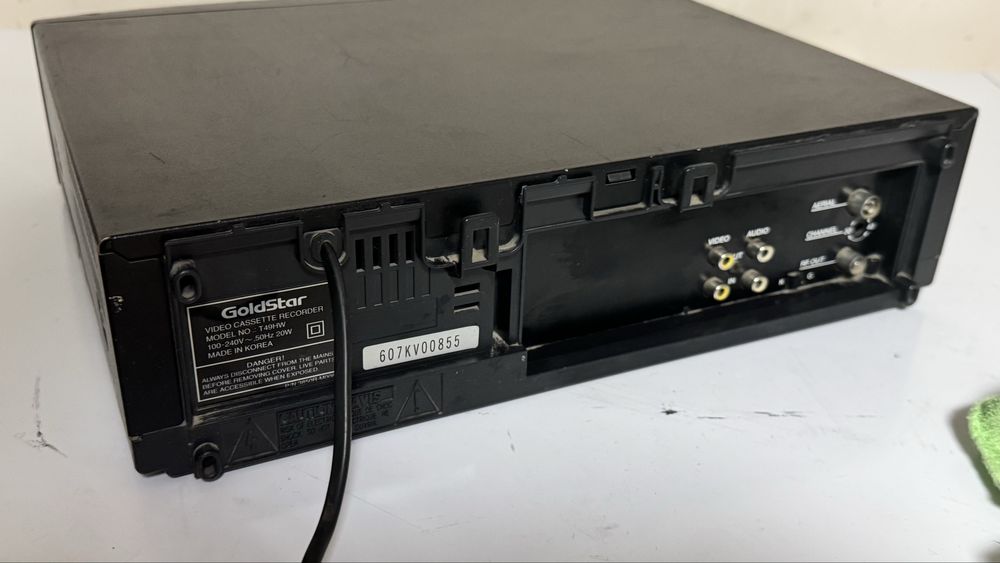 GoldStar Art Vision – модель T49HW