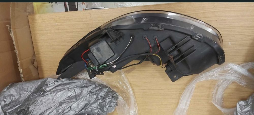 Faruri hyundai angel eyes fumurii si stopuri spate