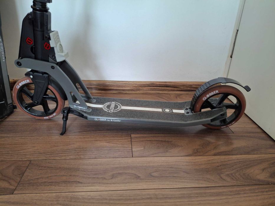 Тротинетка Globber ONE K 180 DELUXE със спирачка - като НОВА
