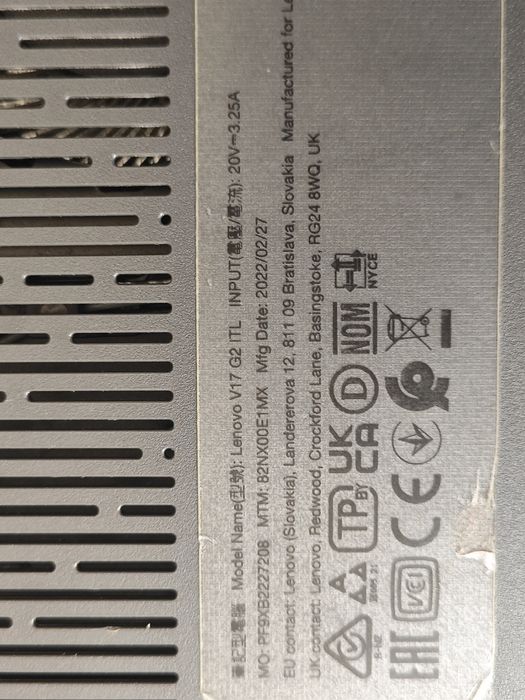 Laptop Lenovo V17 G2 ITL i5 gen 11  cu 17"