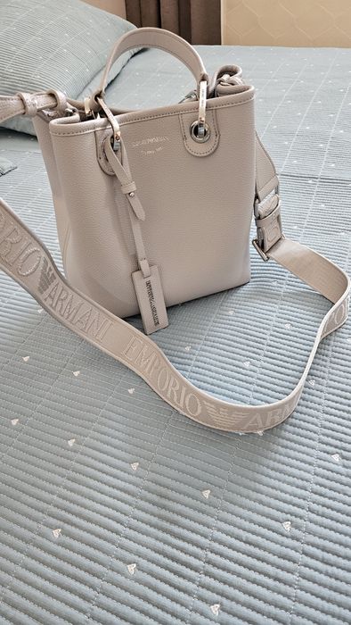 Сумка новая Armani